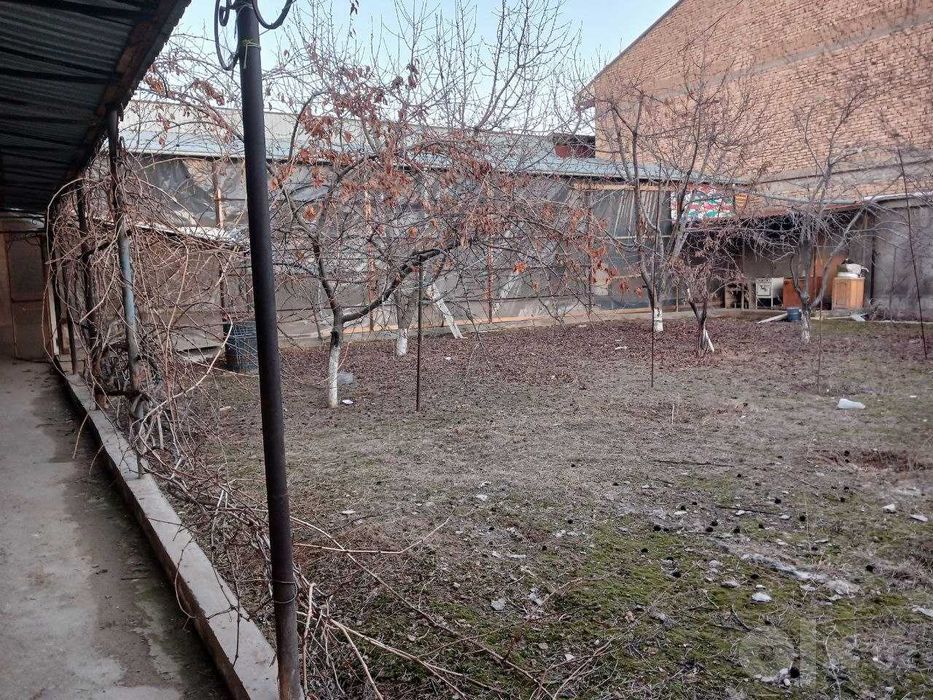 Учаска сотилади 6 соток.