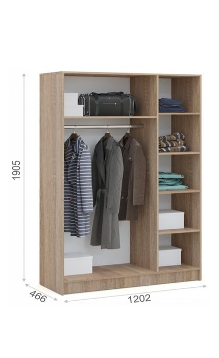 Шкаф трехдверный