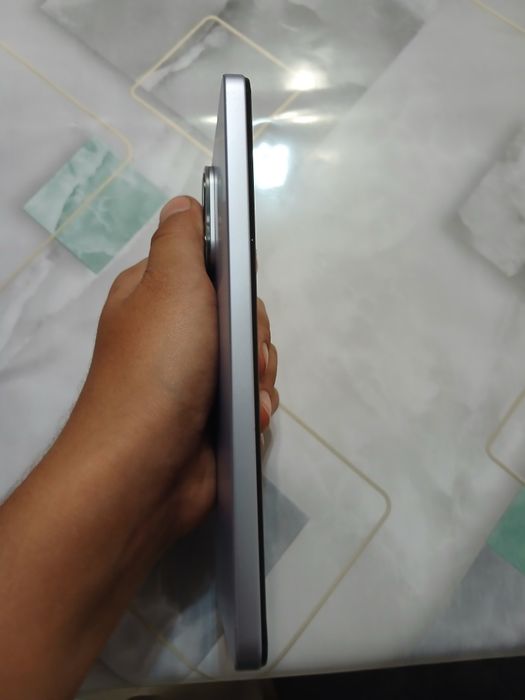 Обменяю телефон Vivo V60 Lite