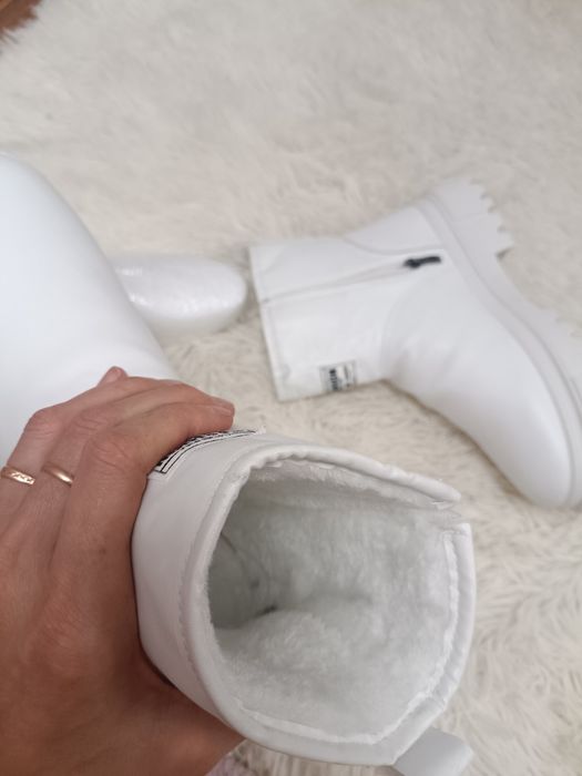 Зимние сапоги рр 39 новые, ботинки