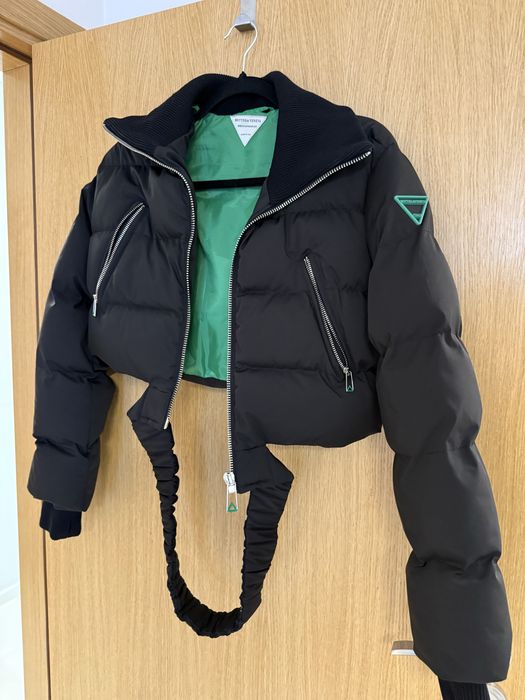 Зимно късо черно яке