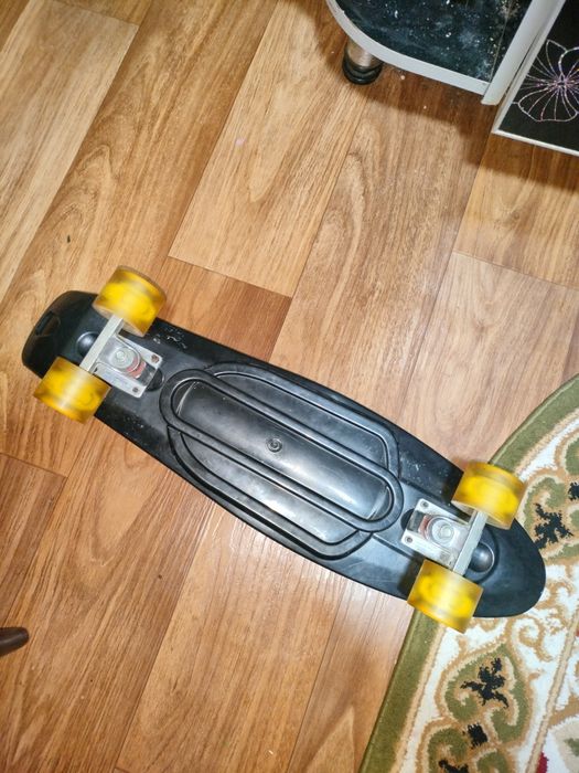 Продаю мини скейт