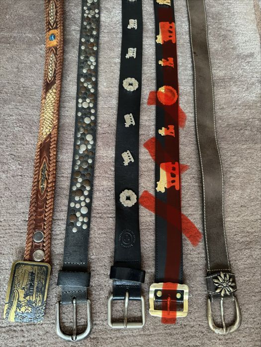 Curele din piele  cu accesorii metalice