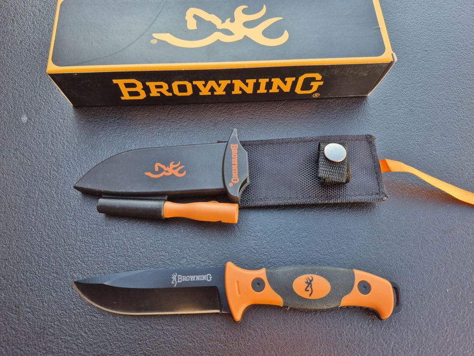 Нож BROWNING за оцеляване,кания с точило и свирка