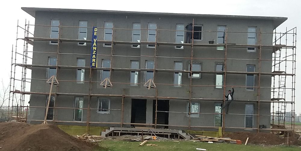 Motosapa schela elicopter masin taiat beton compactor picamer inchirie