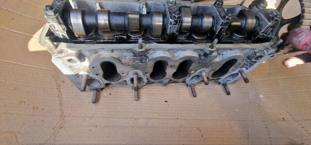 Головка Пассат б3 2.0