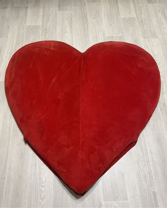 Продам костюм сердце