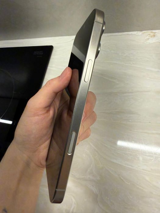 Iphone 16 pro max 256 gb eSIM