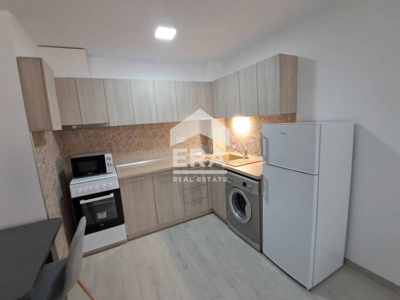 Дава се под наем Двустаен апартамент в Варна, Чаталджа - 55 кв.м за 511 € - Снимка #2