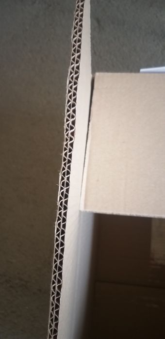 Картонные коробки