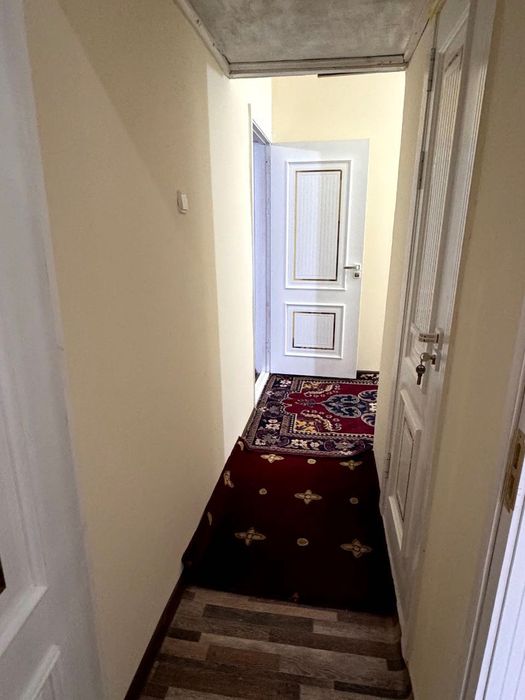 Сергели 7 да 1 хонали уй арендага берилади хамма нарсаси бор