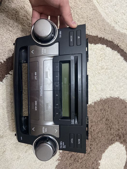 Магнитолла Toyota Highalnder 2012