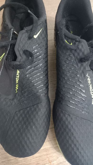 Футболни детски бутнки На Найк