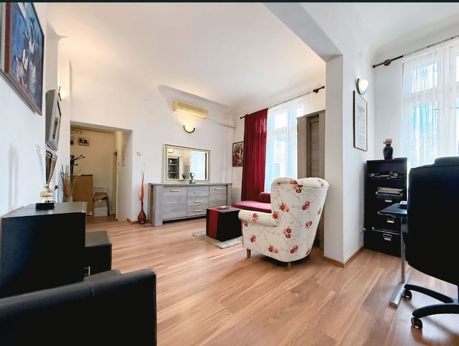 Apartament in vila Central Dispus pe 2 etaje