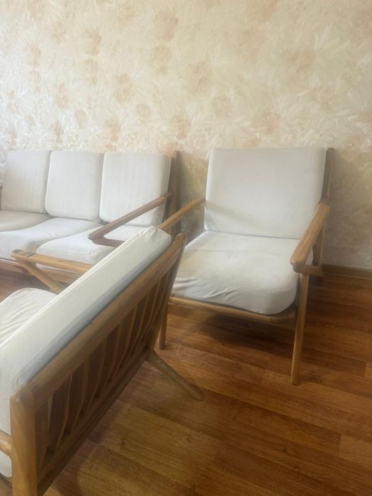 Продам диван с креслом