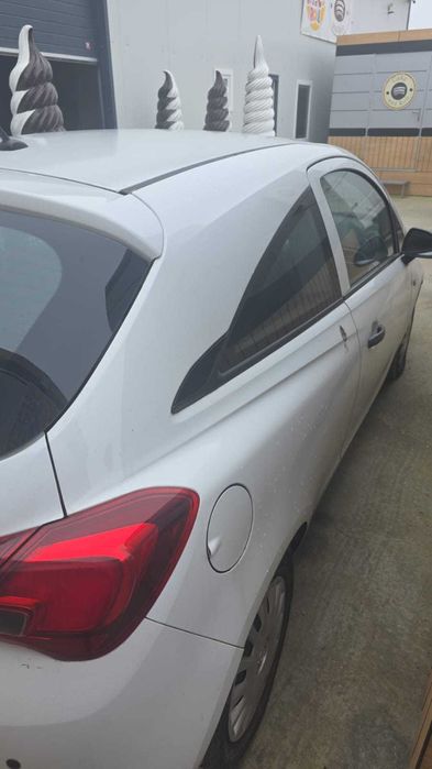 Opel Corsa-E Van Autoutilitara