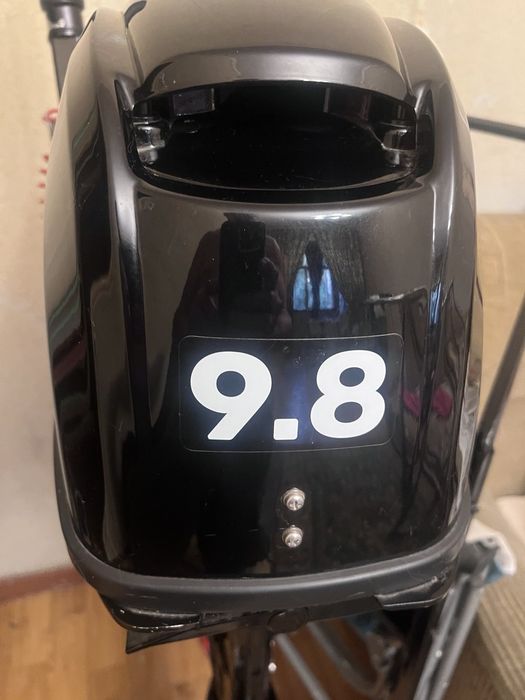 Продам лодочный мотор " Gladiator "