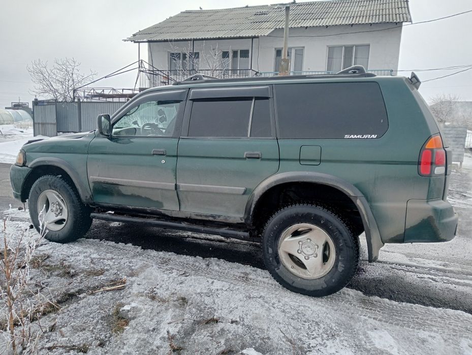 Митсубиси монтера спорт