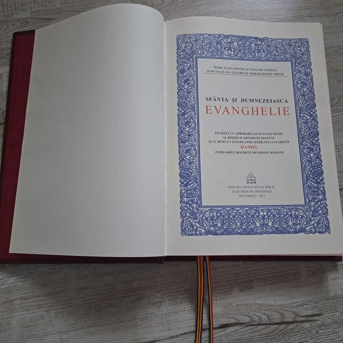 Sfânta Evanghelie – ediție de lux 2013, piele naturală de vițel