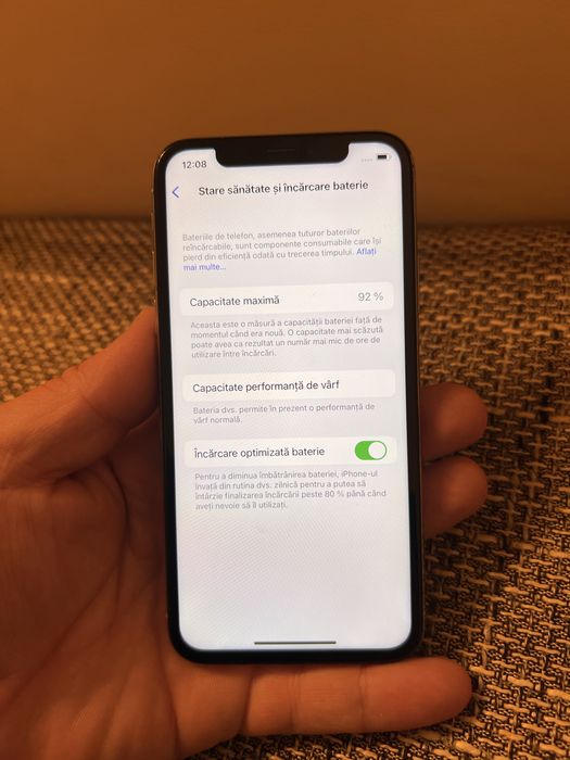 iPhone X Silver 64 GB baterie 92 %
