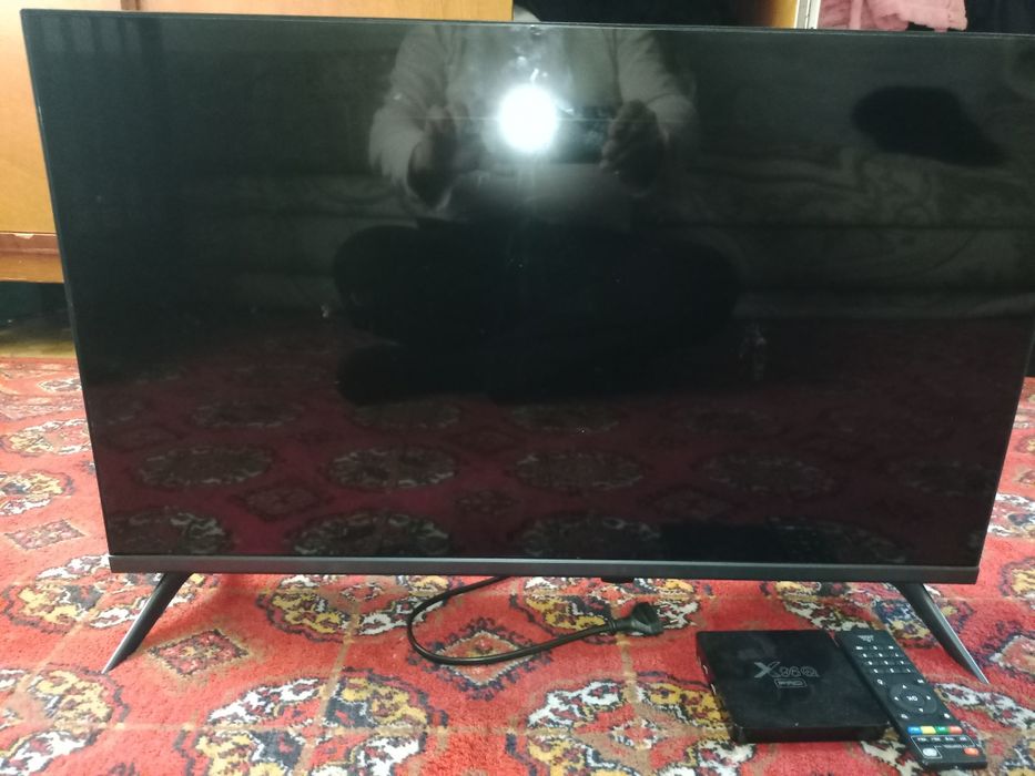 Теливизор смарт и смарт бох Х96 сотилади срочно