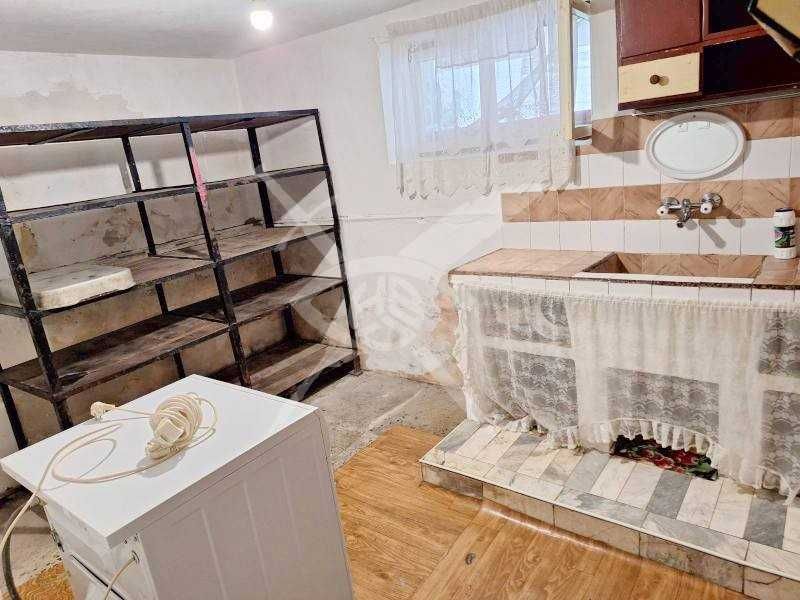 Продава се Етаж от къща в Царево - 49 кв.м за 542 €/кв.м - Снимка #3