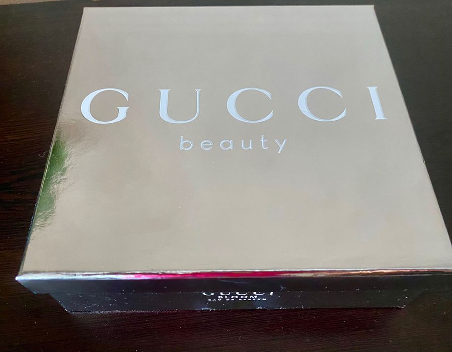 Gucci
Bloom
подаръчен комплект за жени