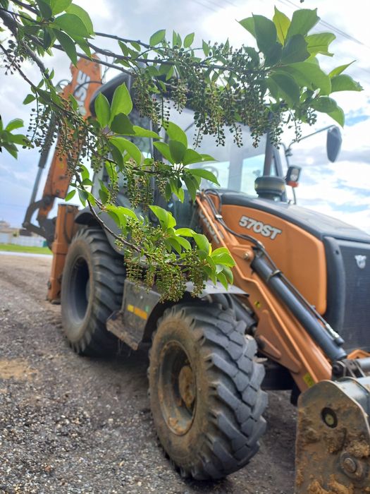 Услуги экскаватора погрузчика
