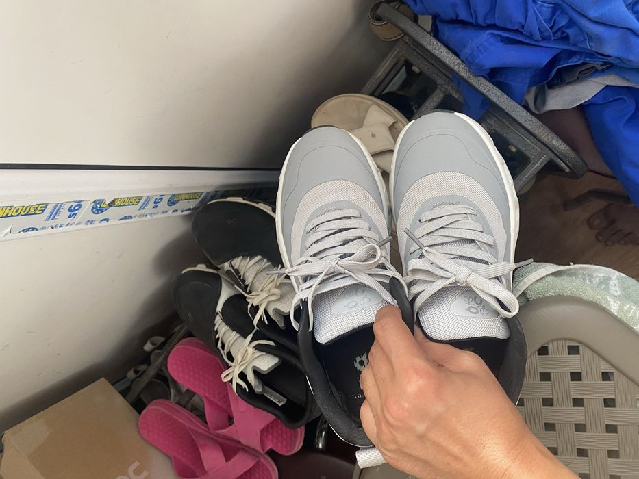 on cloud кроссовки 40-41 размер