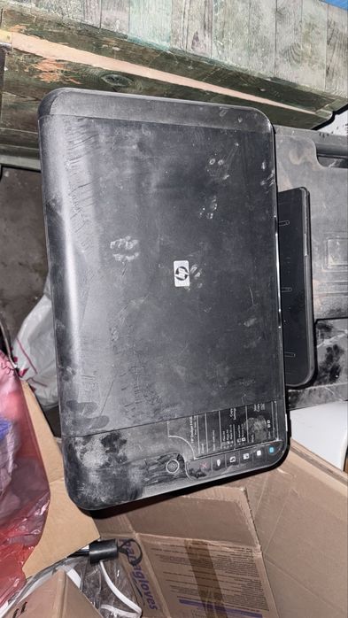 Принтер черно белый и цветной