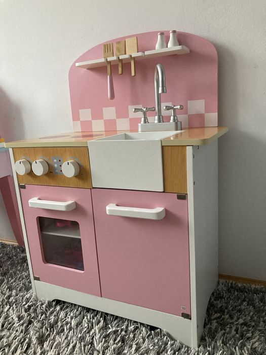 Bucatarie din lemn pt copii