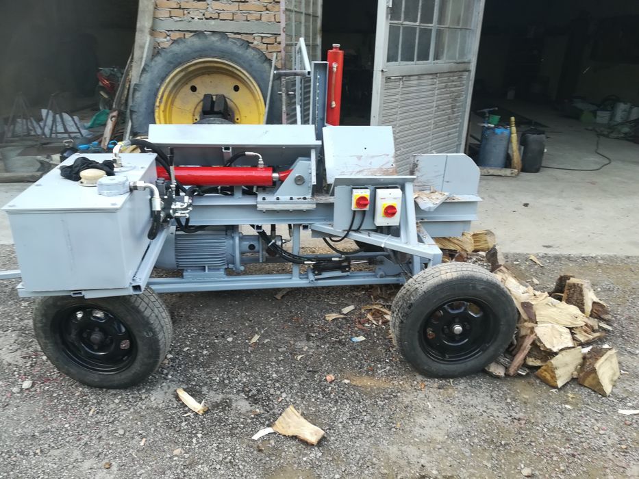 Цепачка и резачка за дърва