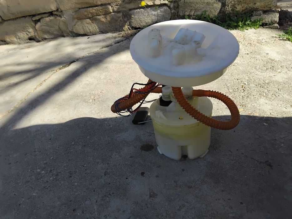 Бензинова помпа эа форд фокус 1.6