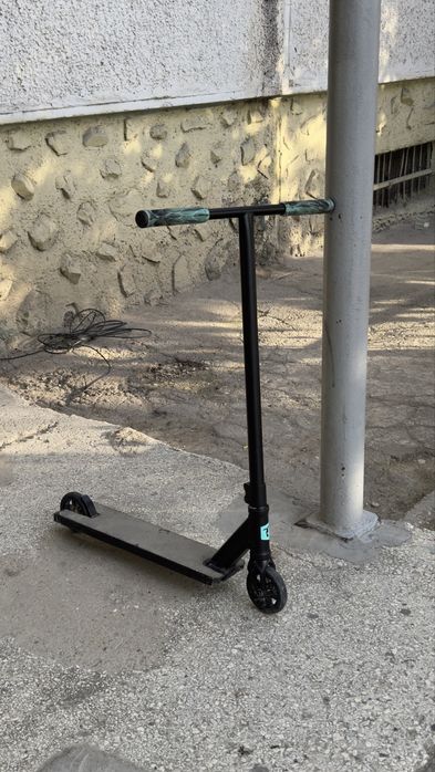 Трюковой самокат tech team