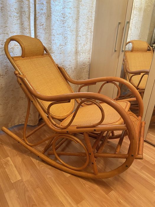 Продам Кресло - Качалку