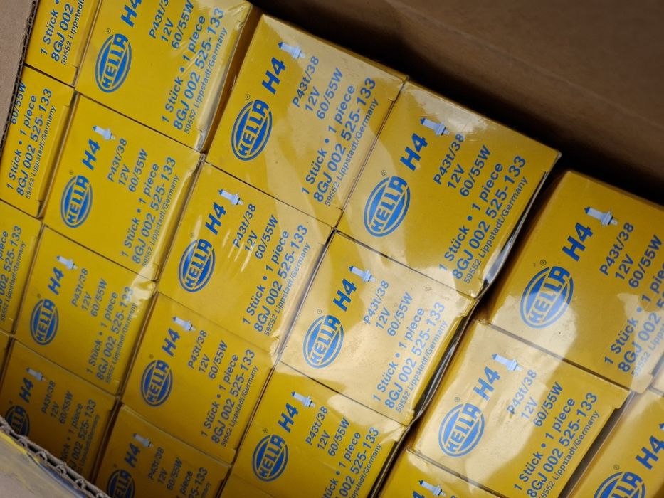 Becuri Hella Selum H4 H3 R2 C5W VY5W Ba9s Ba15s Sv8.5