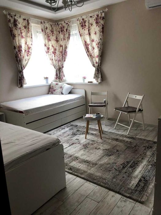 Дава се под наем Тристаен апартамент в София, Център - 75 кв.м за 701.25 € - Снимка #12