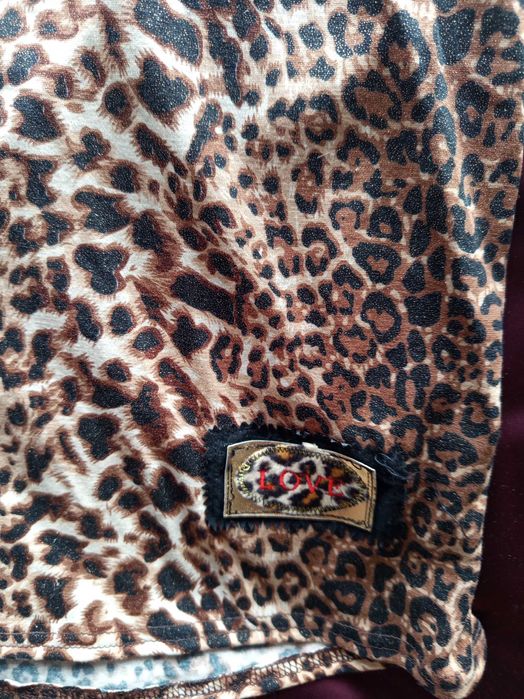 модна  блуза  с дълъг ръкав