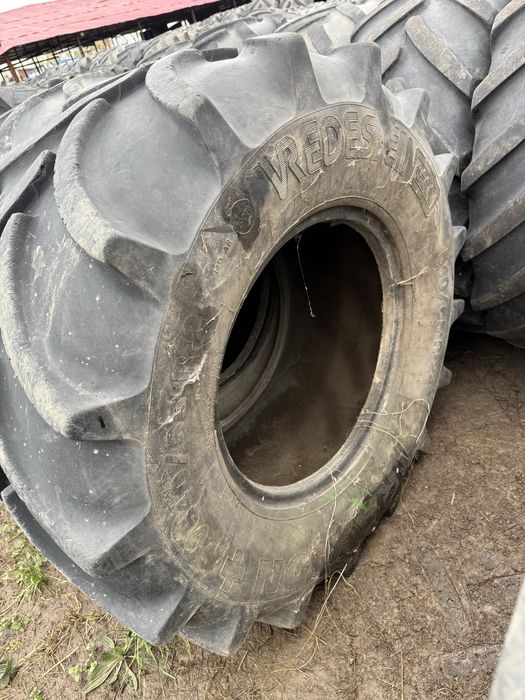 540/65r24 vredestein