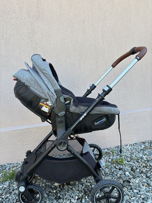 Carucior matrix light by jane 2