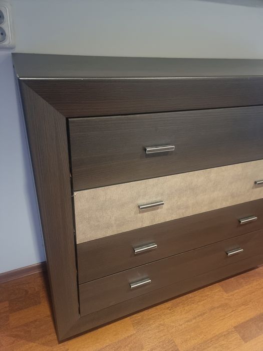 Легло 190x160 с матрак + нощно шкафче и скрин – запазени, комплект или