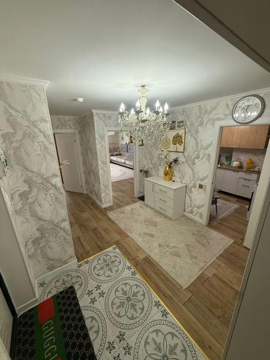 Продам 3 комнатную квартиру
