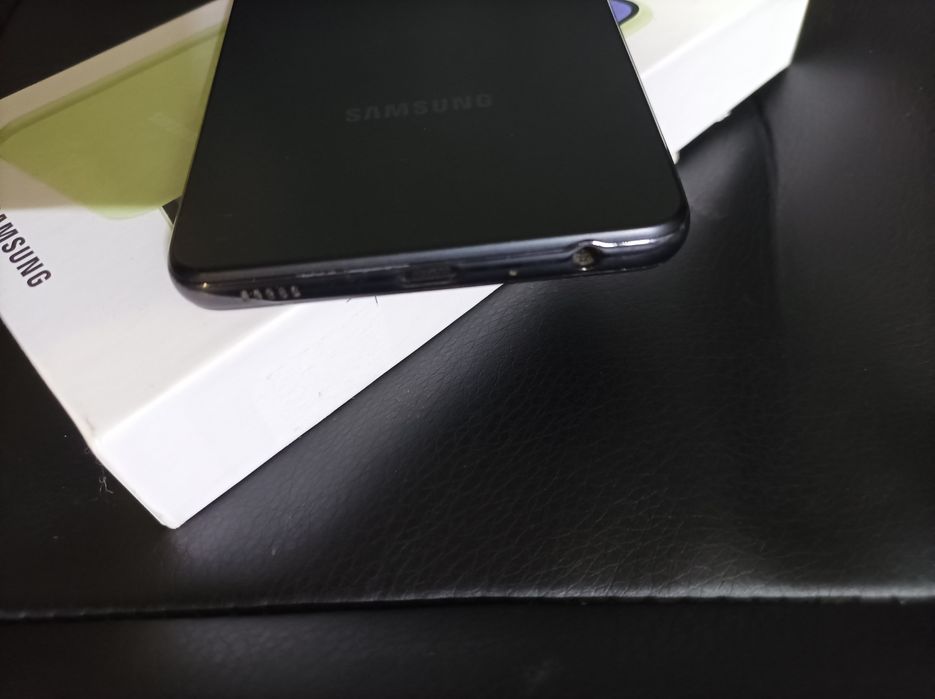 Samsung A52 black 128гб.Гаранция