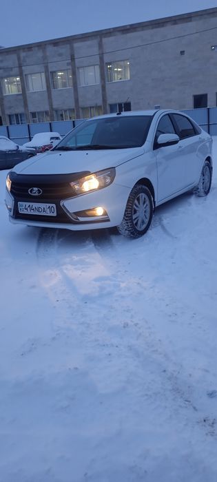 Лада Веста 2018года