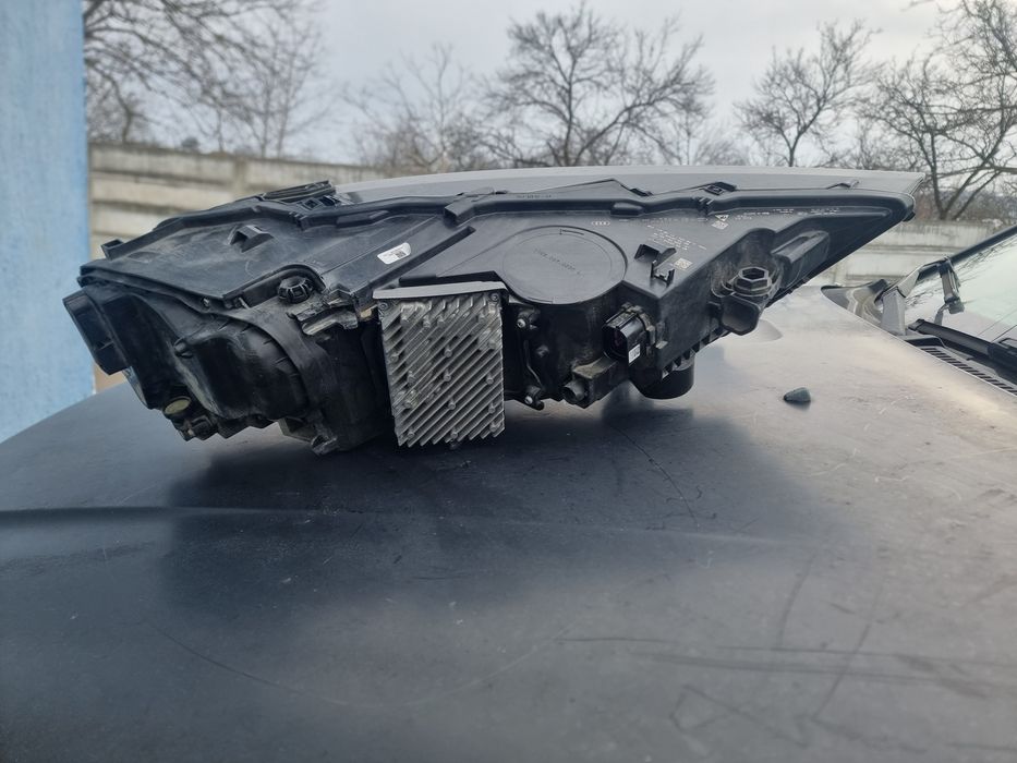 Far stanga dreapta audi Q7 facelift cod 4M0941039C 4M0941040C