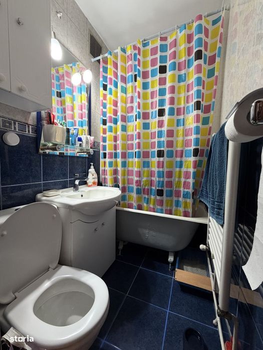 Apartament trei camere, zona Gemenii-Florilor.