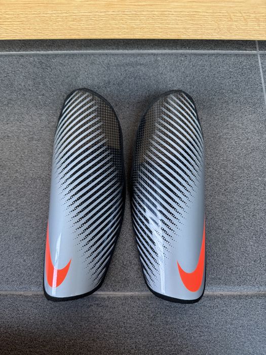 Ghete fotbal Adidas TuneIt