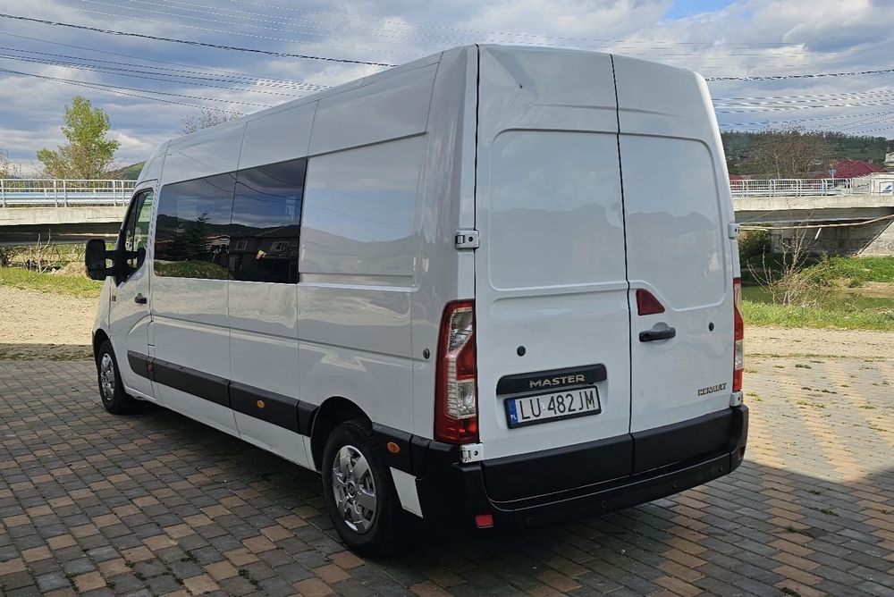 Renault Master VIP – 9 locuri – 2019 – FULL CONFORT