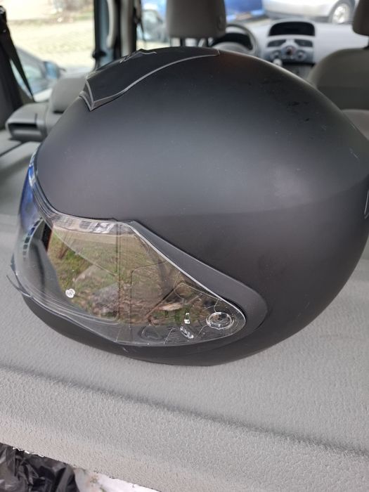 Модуларна каска - нова и куфар за мотор