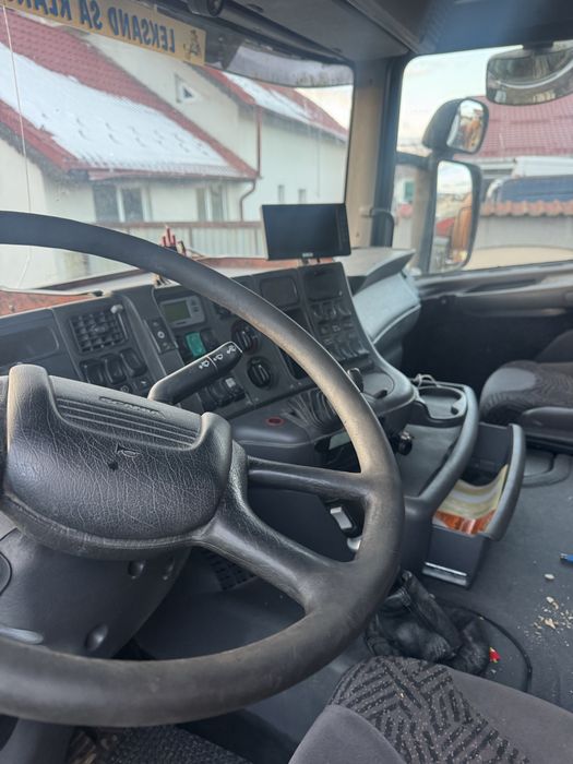 Scania R124 6x4 basculabilai